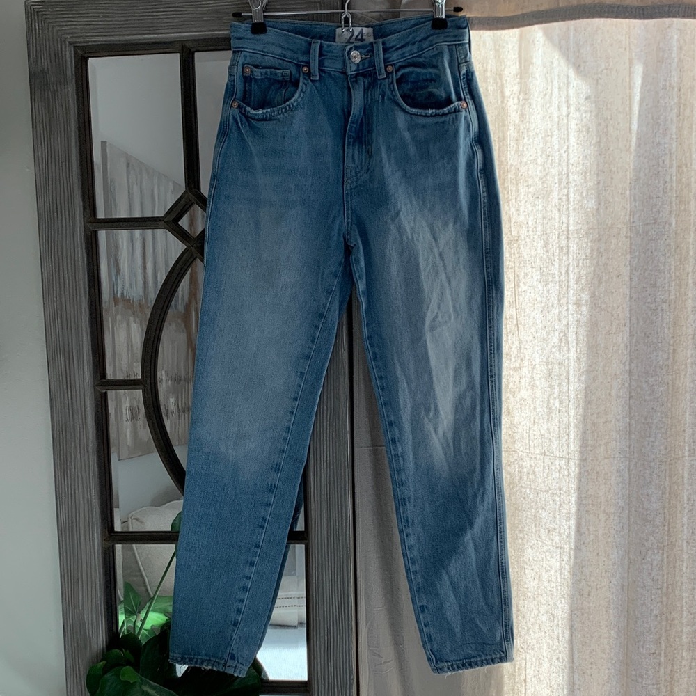 Free People Women's Mom Jeans in Medium Blue Wash